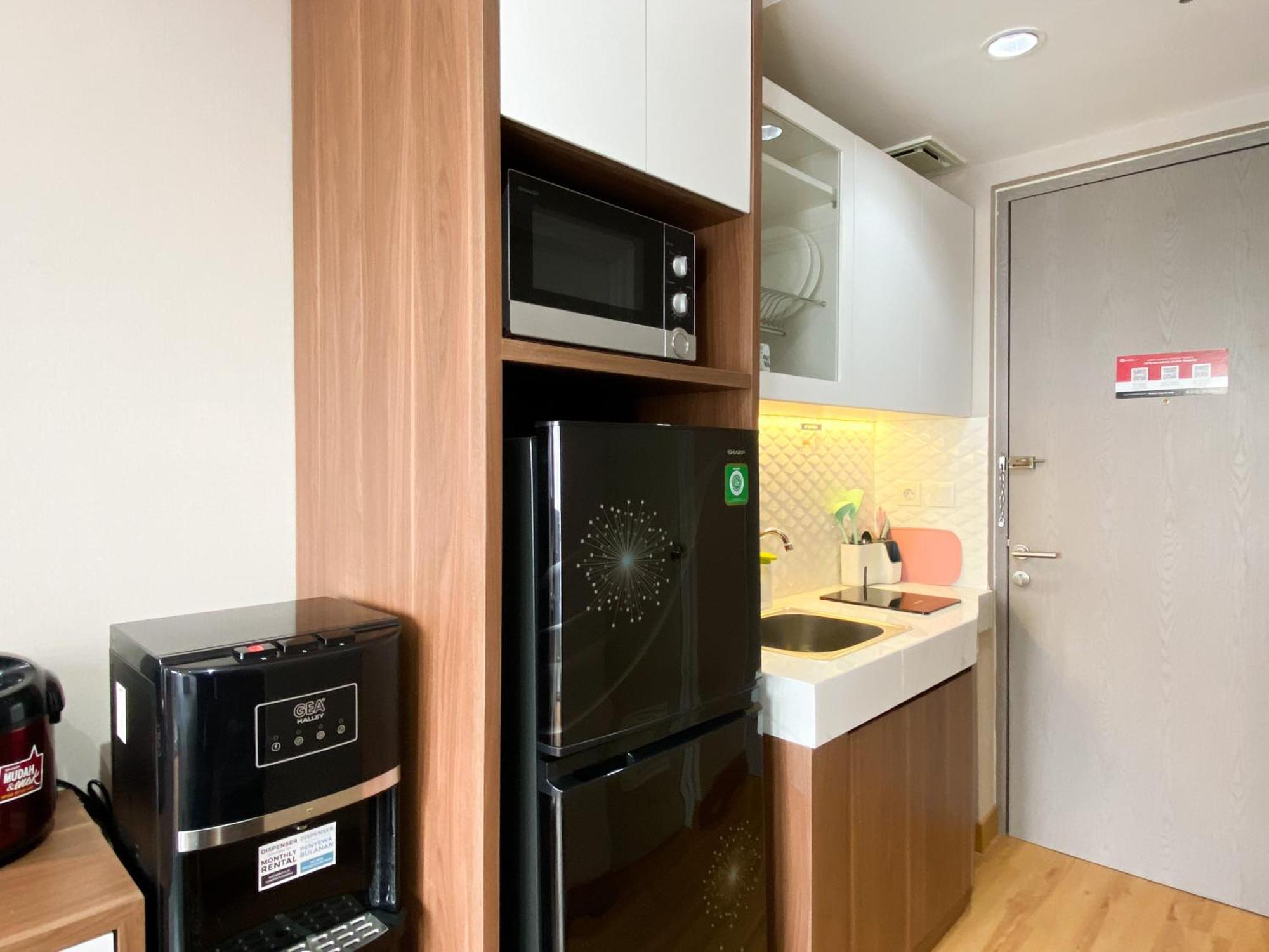 Apartemen Warm And Cozy At Vasanta Innopark By Travelio
