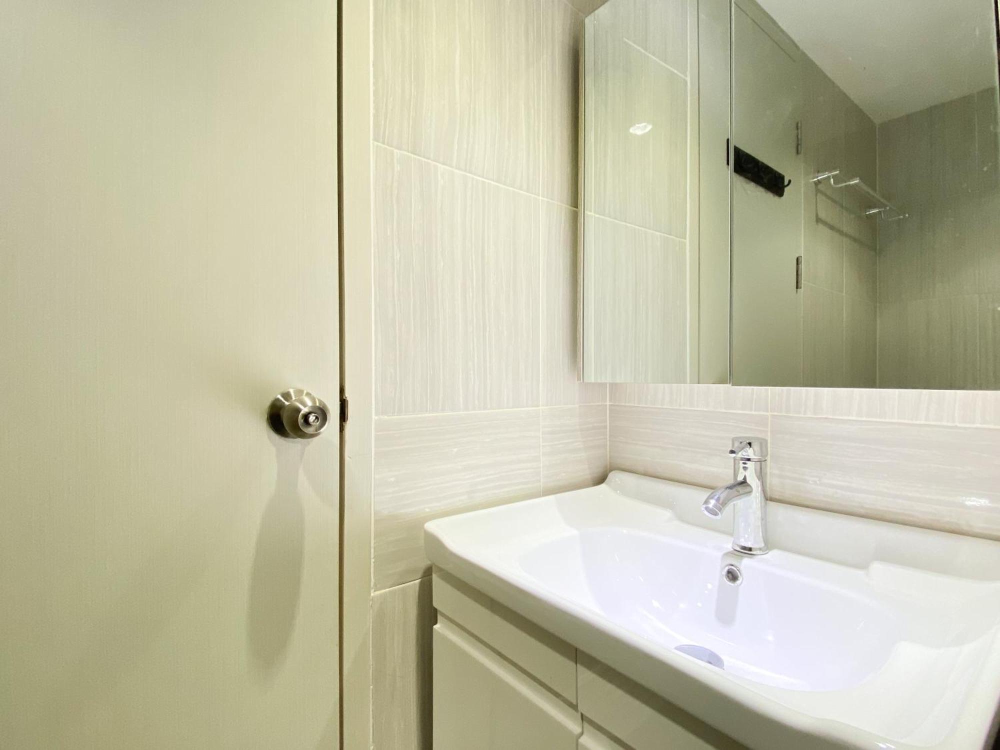 Warm And Cozy At Vasanta Innopark By Travelio Apartemen